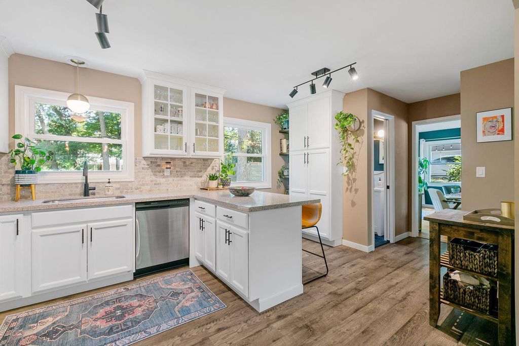 Photo of 1620 Winnetka Avenue N, Golden Valley, MN 55427 (MLS # 7053167)