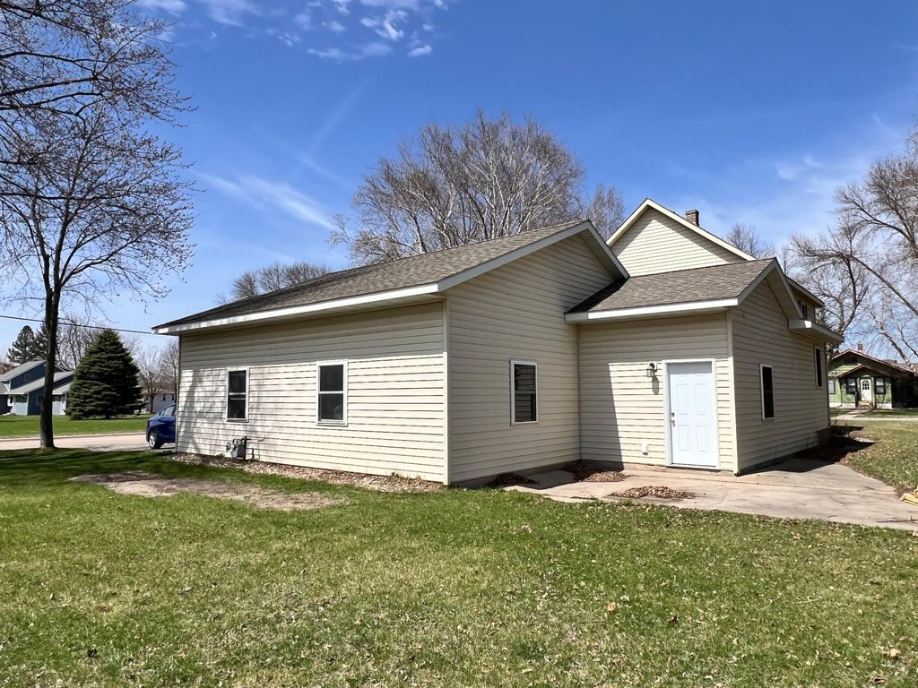 Photo of 324 E Snelling Avenue, Appleton, MN 56208 (MLS # 7060808)