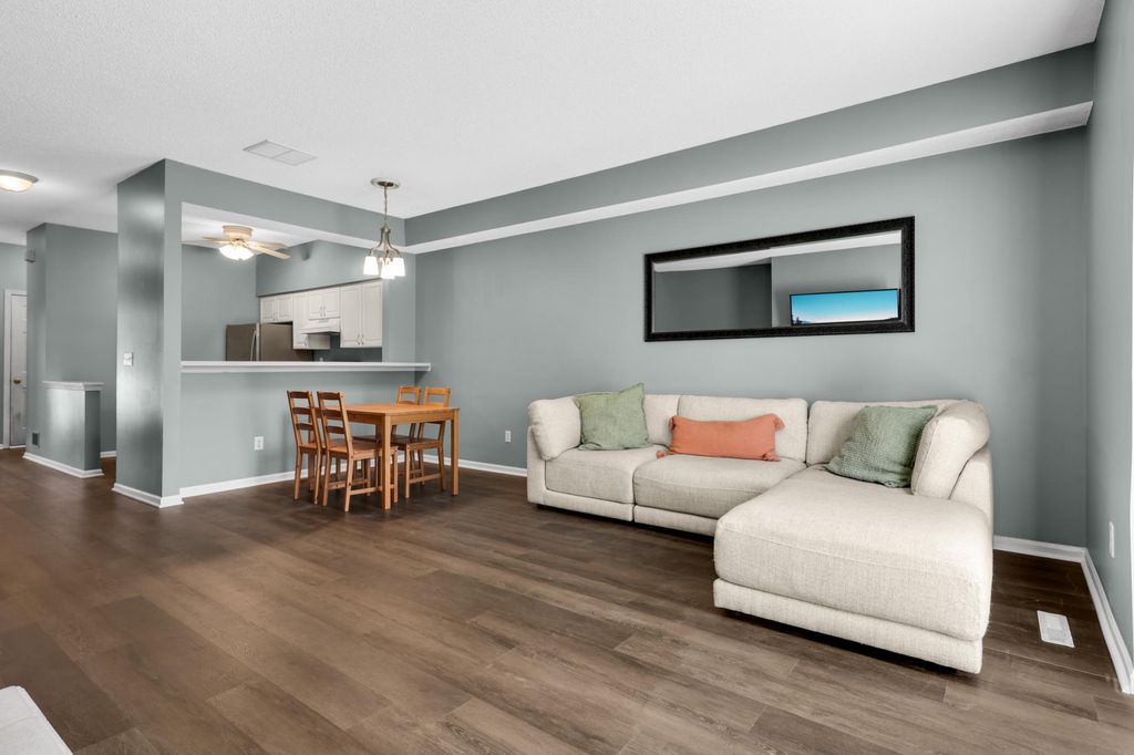 Photo of 11724 Ryan Circle #1602, Burnsville, MN 55337 (MLS # 7024453)