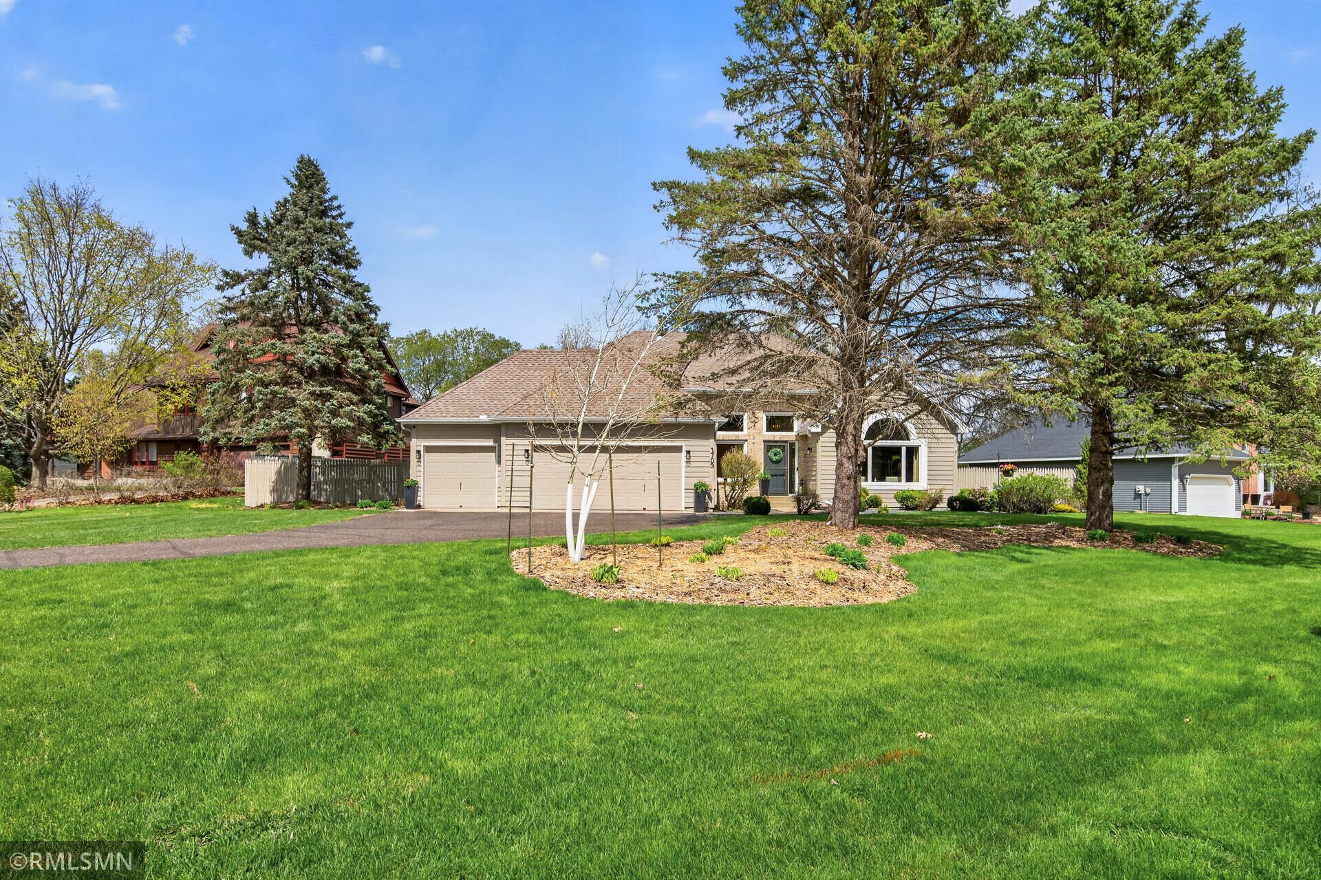 1703 Anderlie Lane W