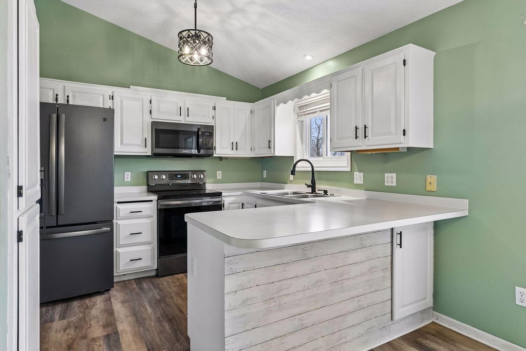 Photo of 17194 Toronto Avenue SE, Prior Lake, MN 55372 (MLS # 7057707)