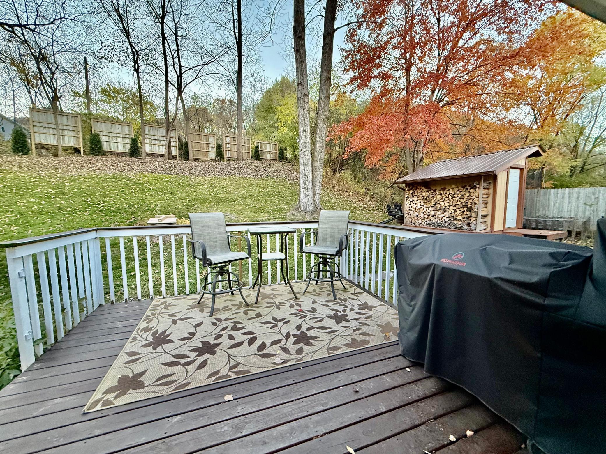 6815 Woodland Boulevard