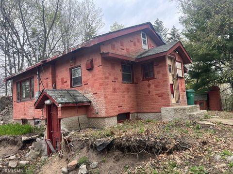 99 Twin Lake Boulevard Vadnais Heights MN 55127
