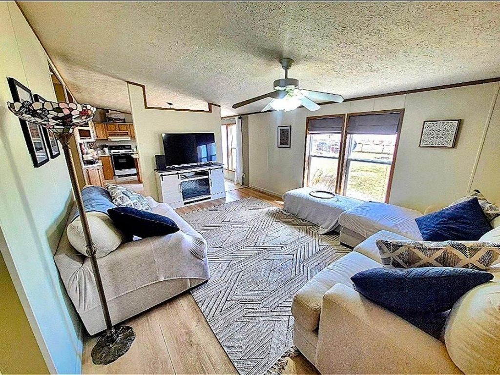 Photo of 116 3rd Street S, Gaylord, MN 55334 (MLS # 7060618)