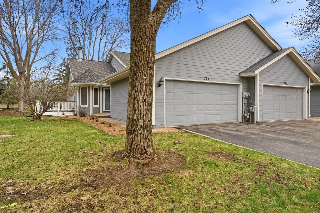 Photo of 2741 River Hills Drive S, Burnsville, MN 55337 (MLS # 7048328)