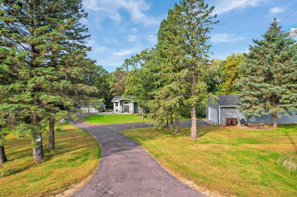 Photo of 8426 Kimbro Avenue S, Cottage Grove, MN 55016 (MLS # 7009664)