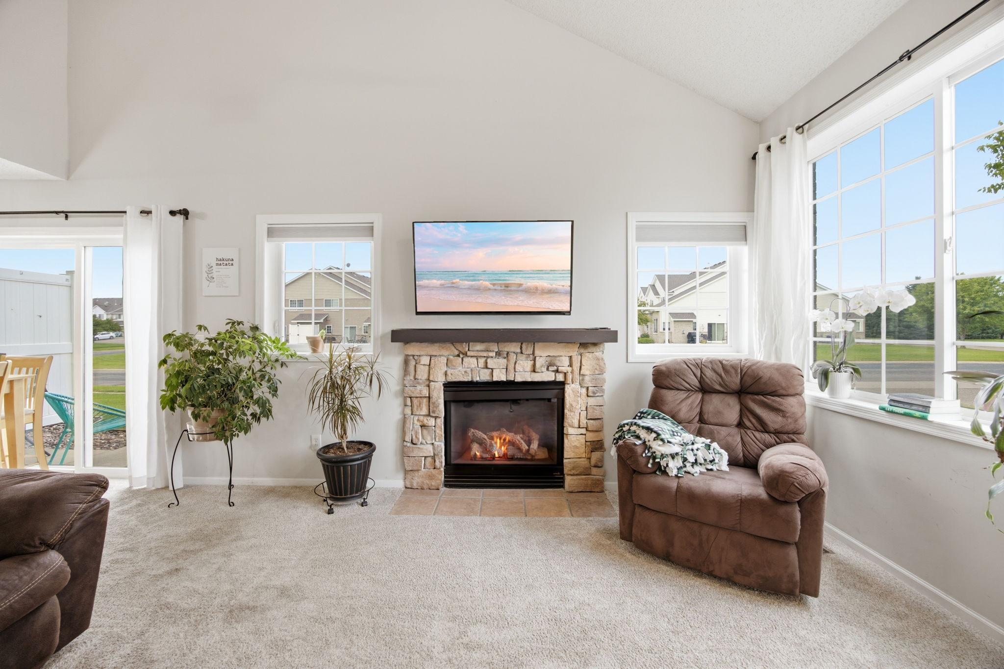 17530 Gillette Way 7052 - Photo 2