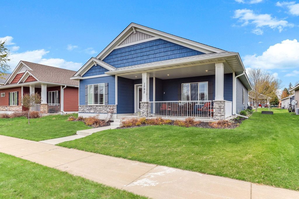 Photo of 1592 Elm Street S, Cambridge, MN 55008 (MLS # 7059765)
