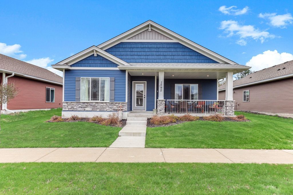 Photo of 1592 Elm Street S, Cambridge, MN 55008 (MLS # 7059765)
