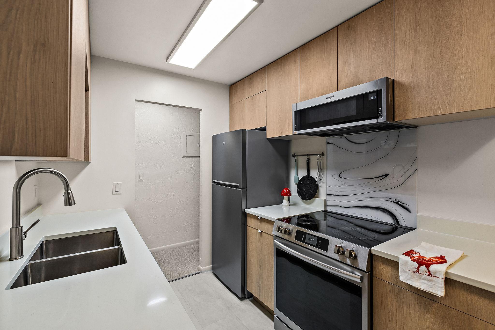 1540 Ashland Avenue 12