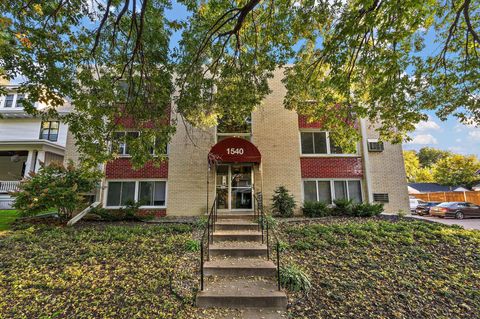 1540 Ashland Avenue 12 Saint Paul MN 55104