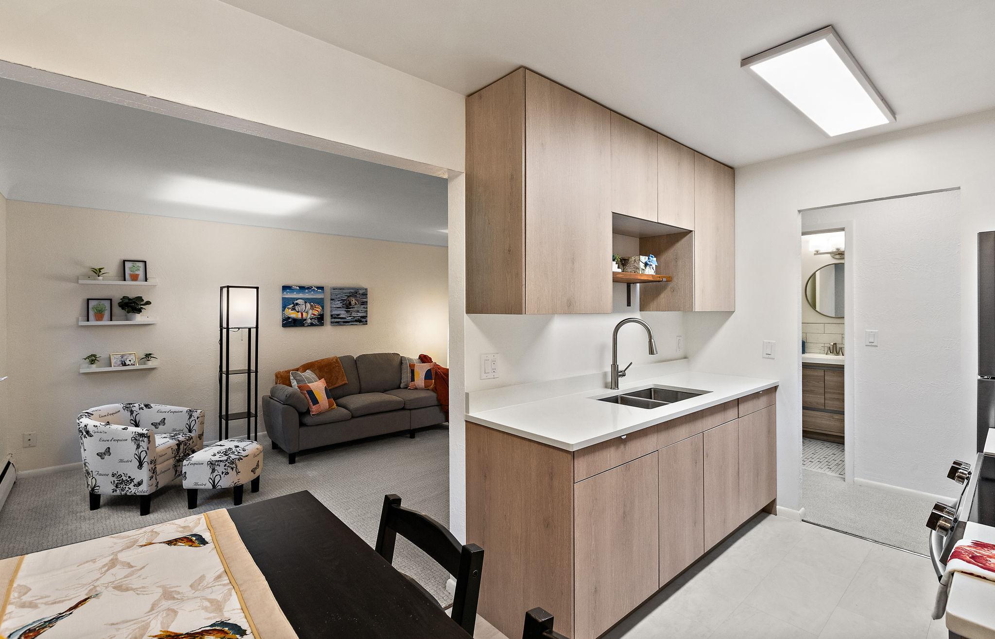 1540 Ashland Avenue 12