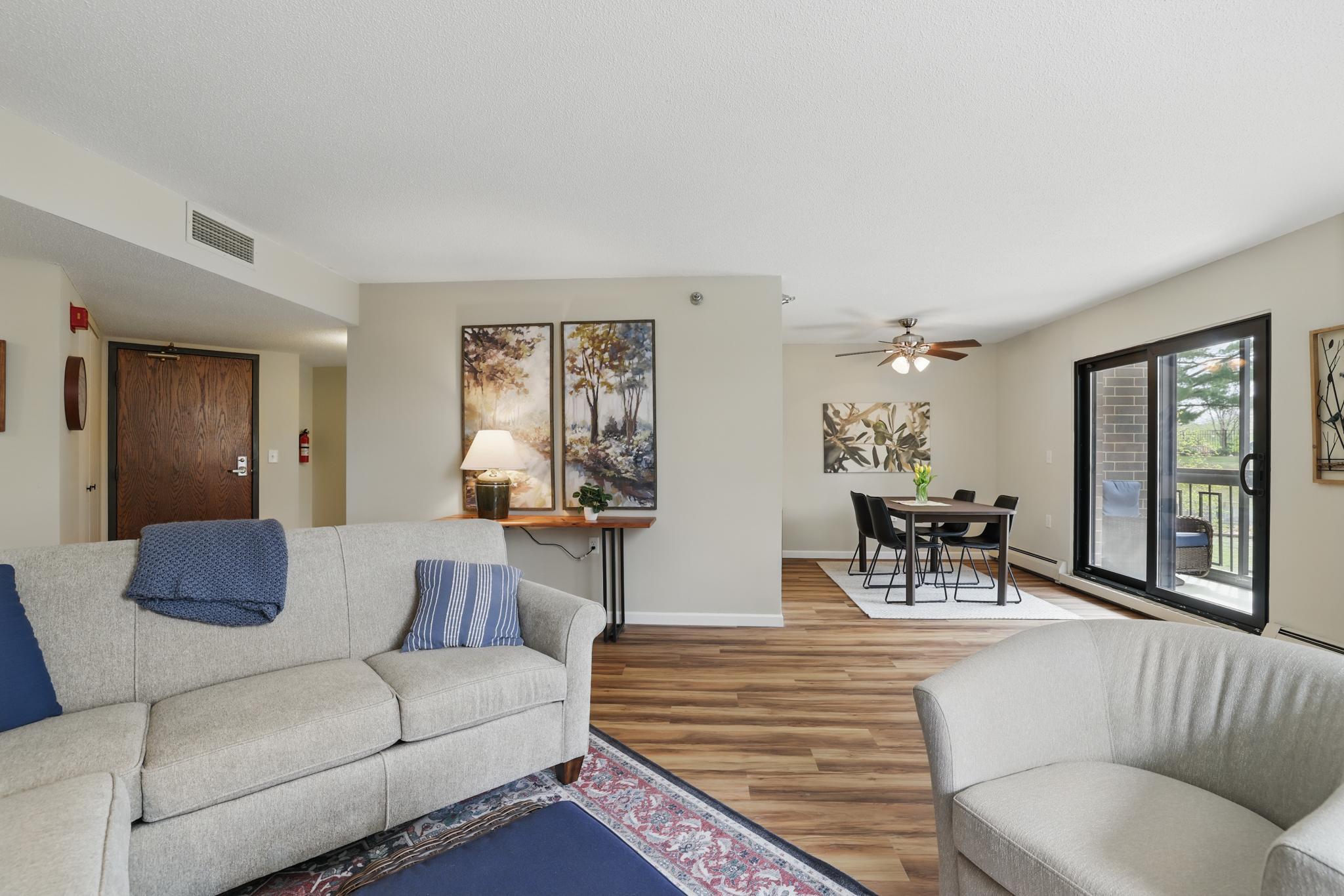 6615 Lake Shore Drive S 201