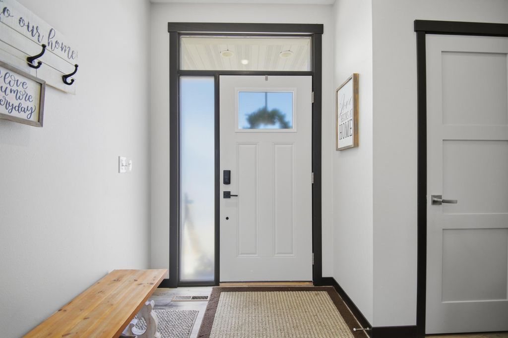 Photo of 1300 18th Drive NE, Austin, MN 55912 (MLS # 7007764)