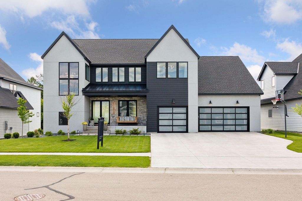 Photo of 6297 Yuma Lane N, Maple Grove, MN 55311 (MLS # 7024122)