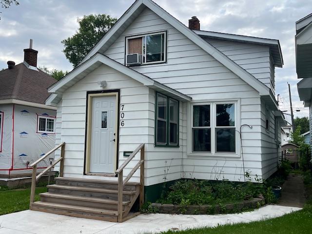 706 Clay Street