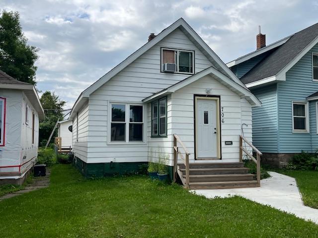 706 Clay Street