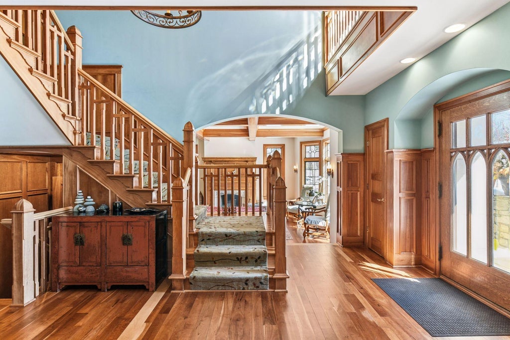 Photo of 3 Circle E, Edina, MN 55436 (MLS # 7153172)