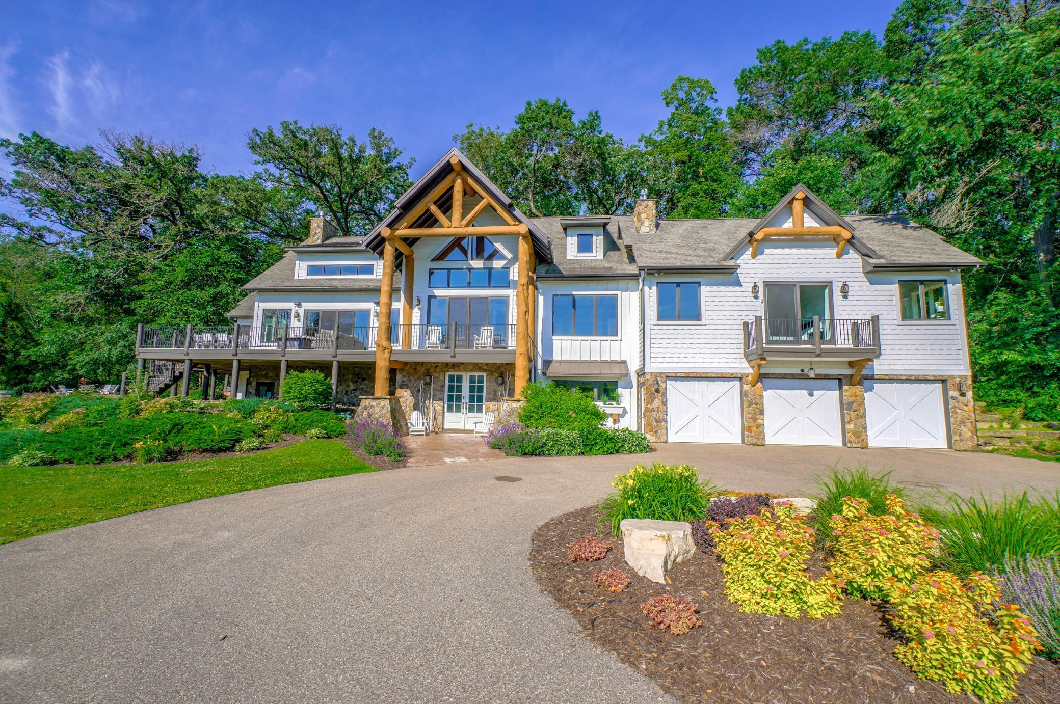 13645 Valley Creek Trail S