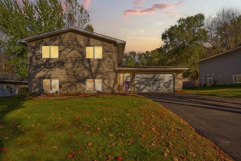 Photo of 1507 23rd Avenue NW, Faribault, MN 55021 (MLS # 6809181)