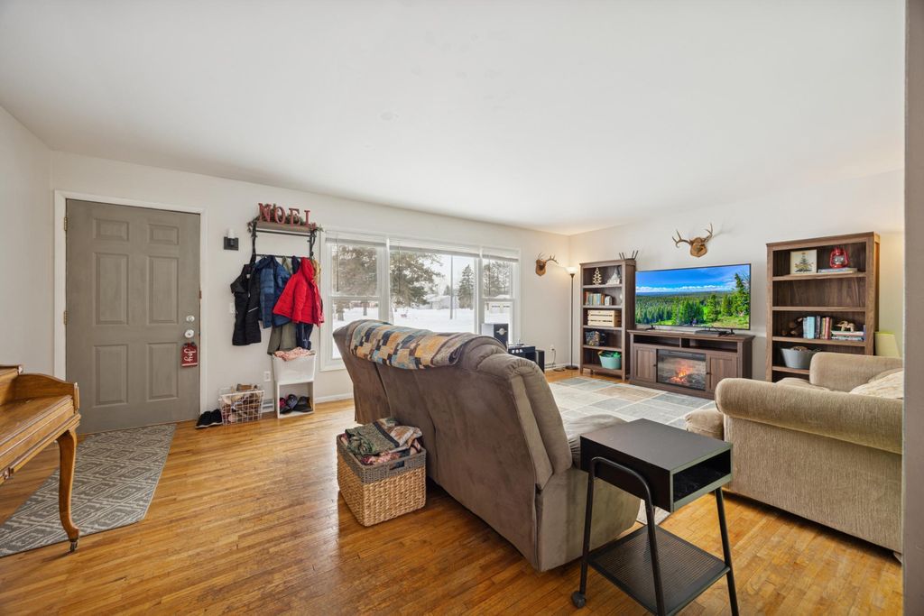 Photo of 924 King Avenue SW, Wadena, MN 56482 (MLS # 6819120)