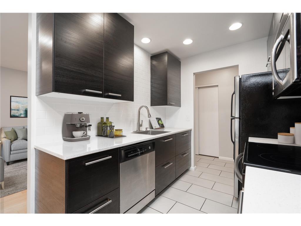 6317 Alderwood A