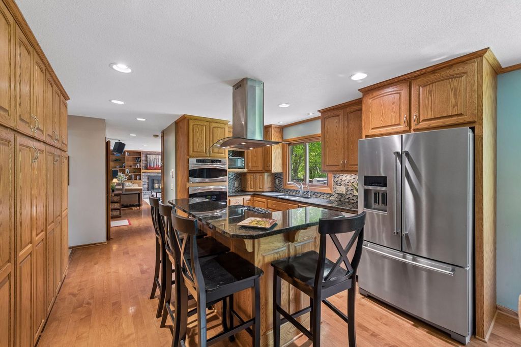 Photo of 4015 Forestview Lane N, Plymouth, MN 55441 (MLS # 7067998)