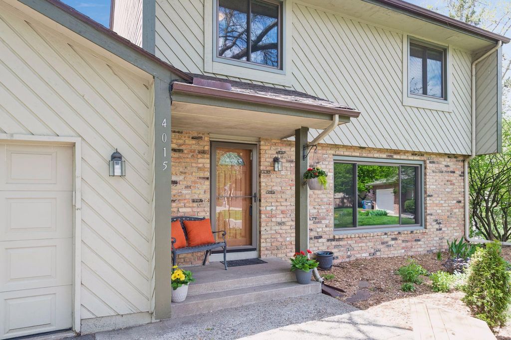 Photo of 4015 Forestview Lane N, Plymouth, MN 55441 (MLS # 7067998)