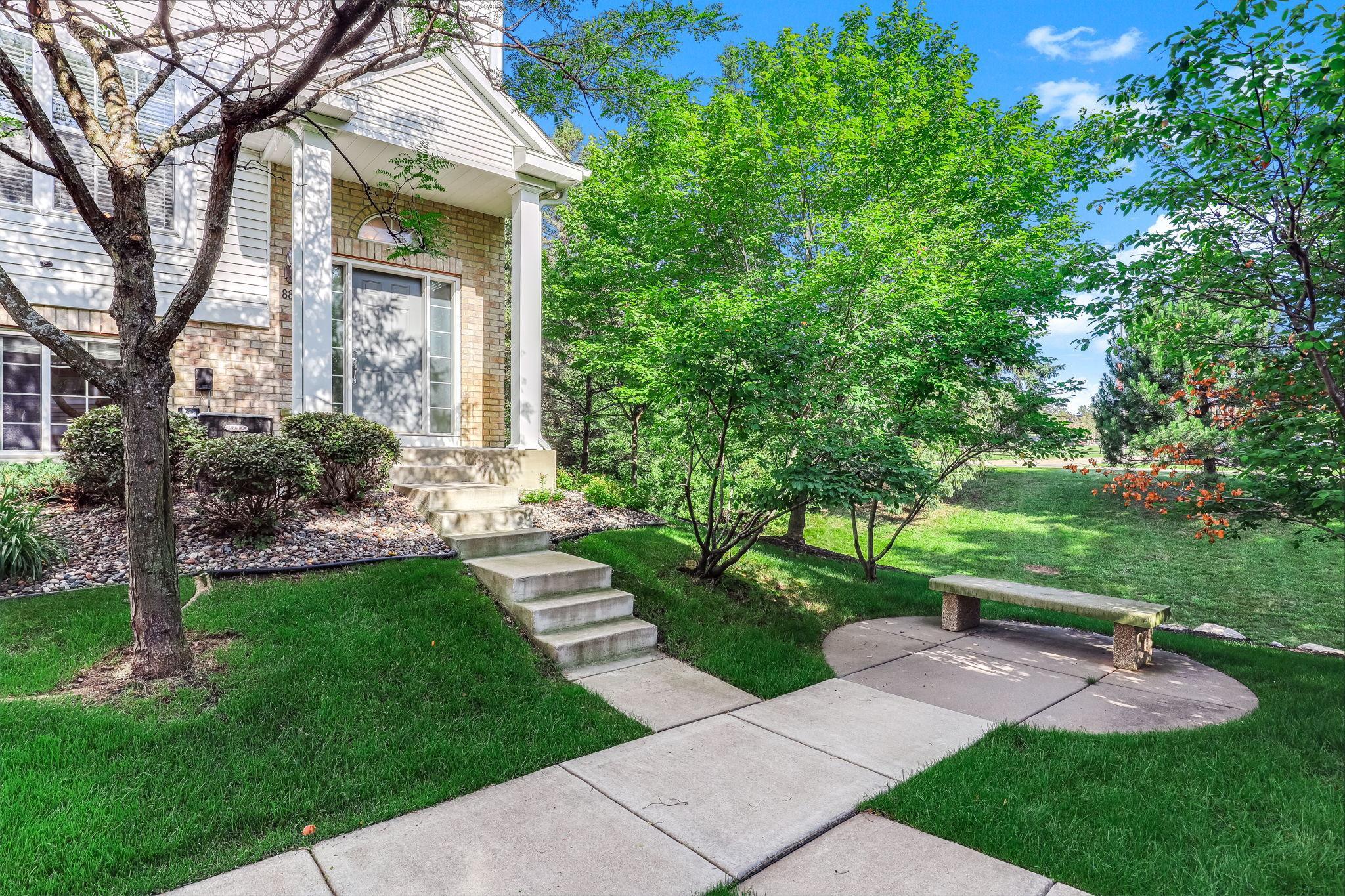 880 Ledgestone Drive