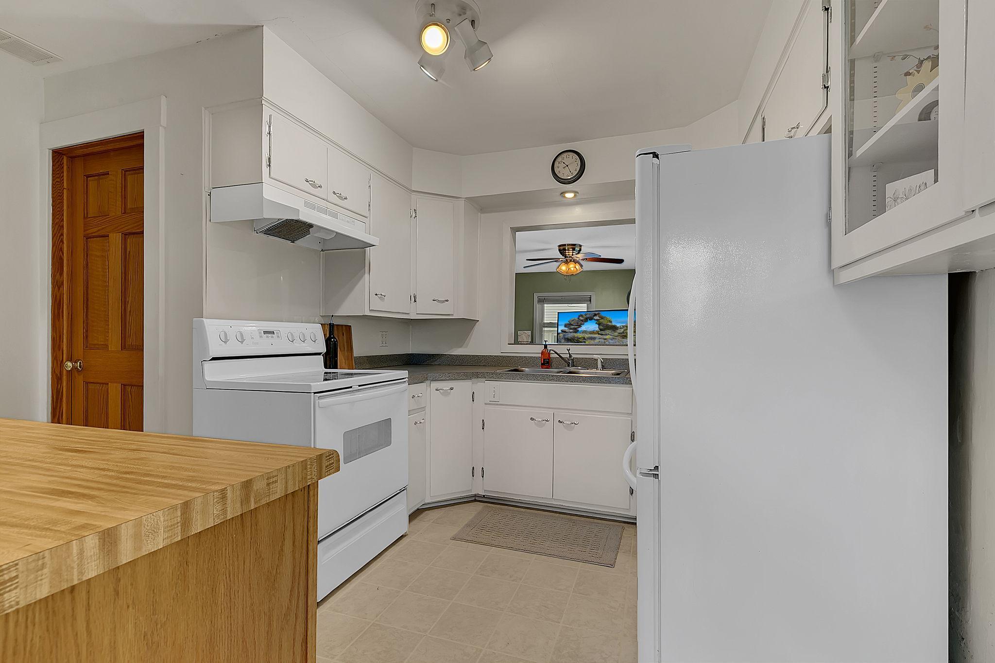 250 3rd Avenue NW