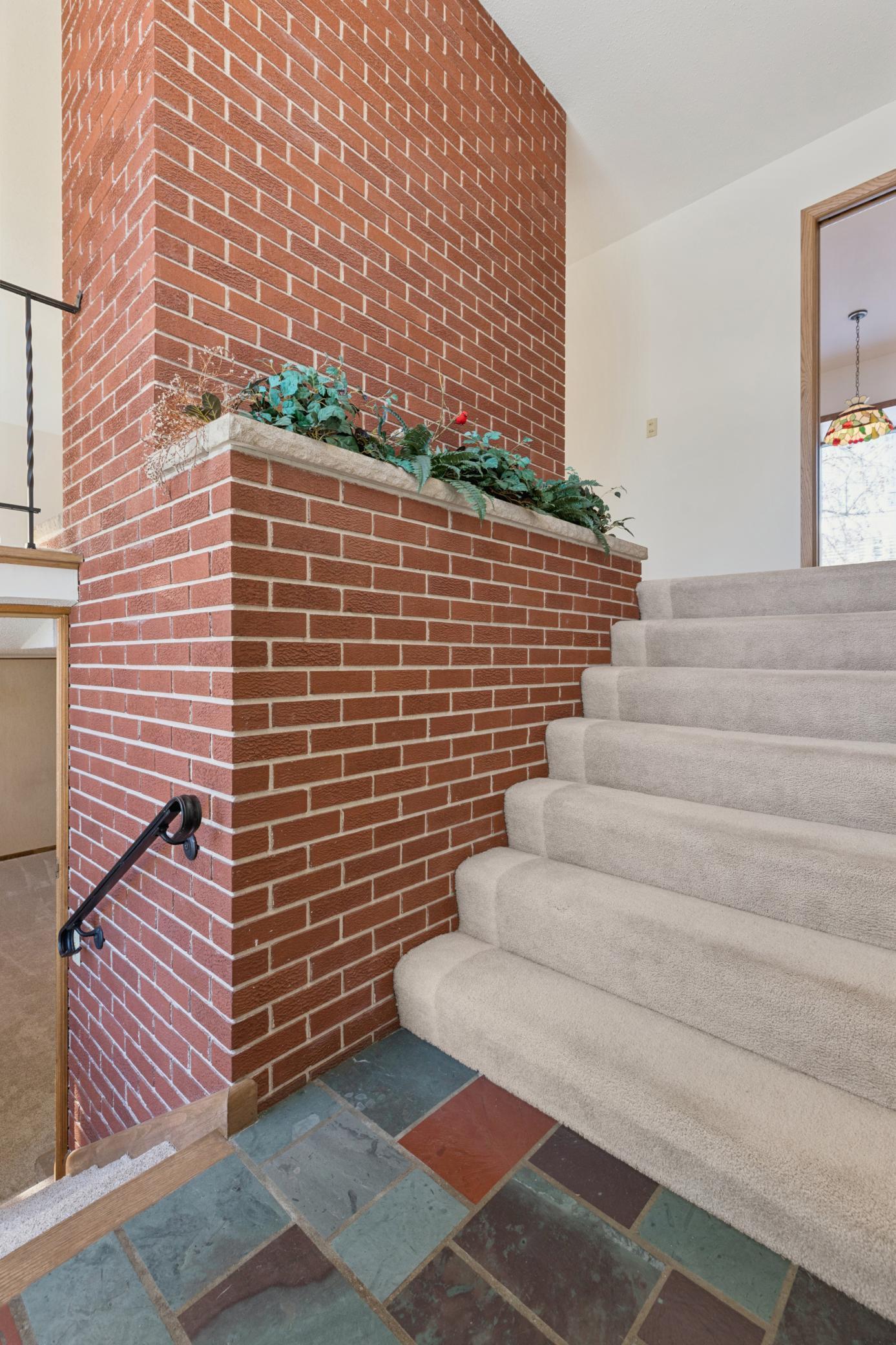 8108 W Franklin Avenue