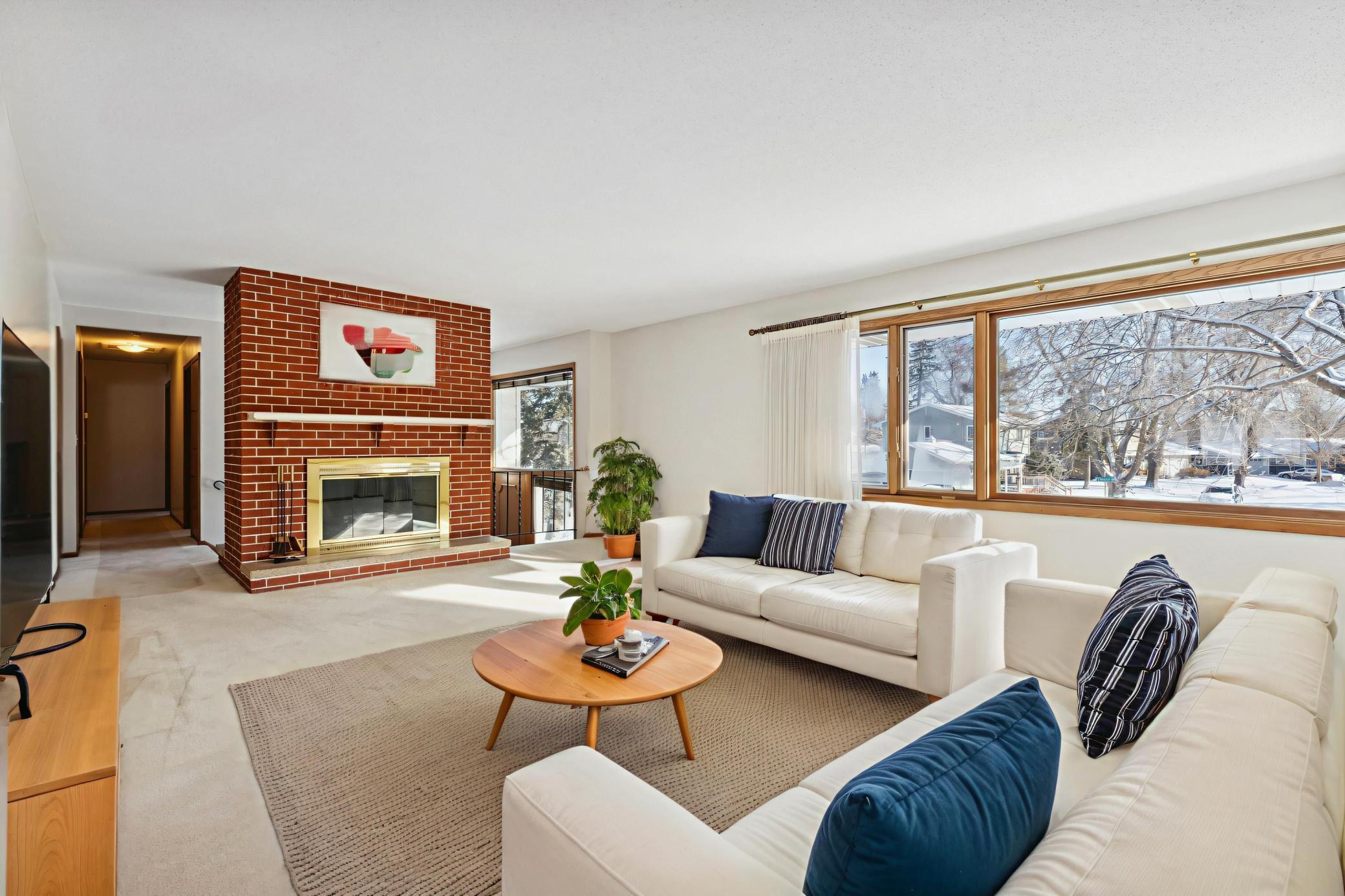 8108 W Franklin Avenue