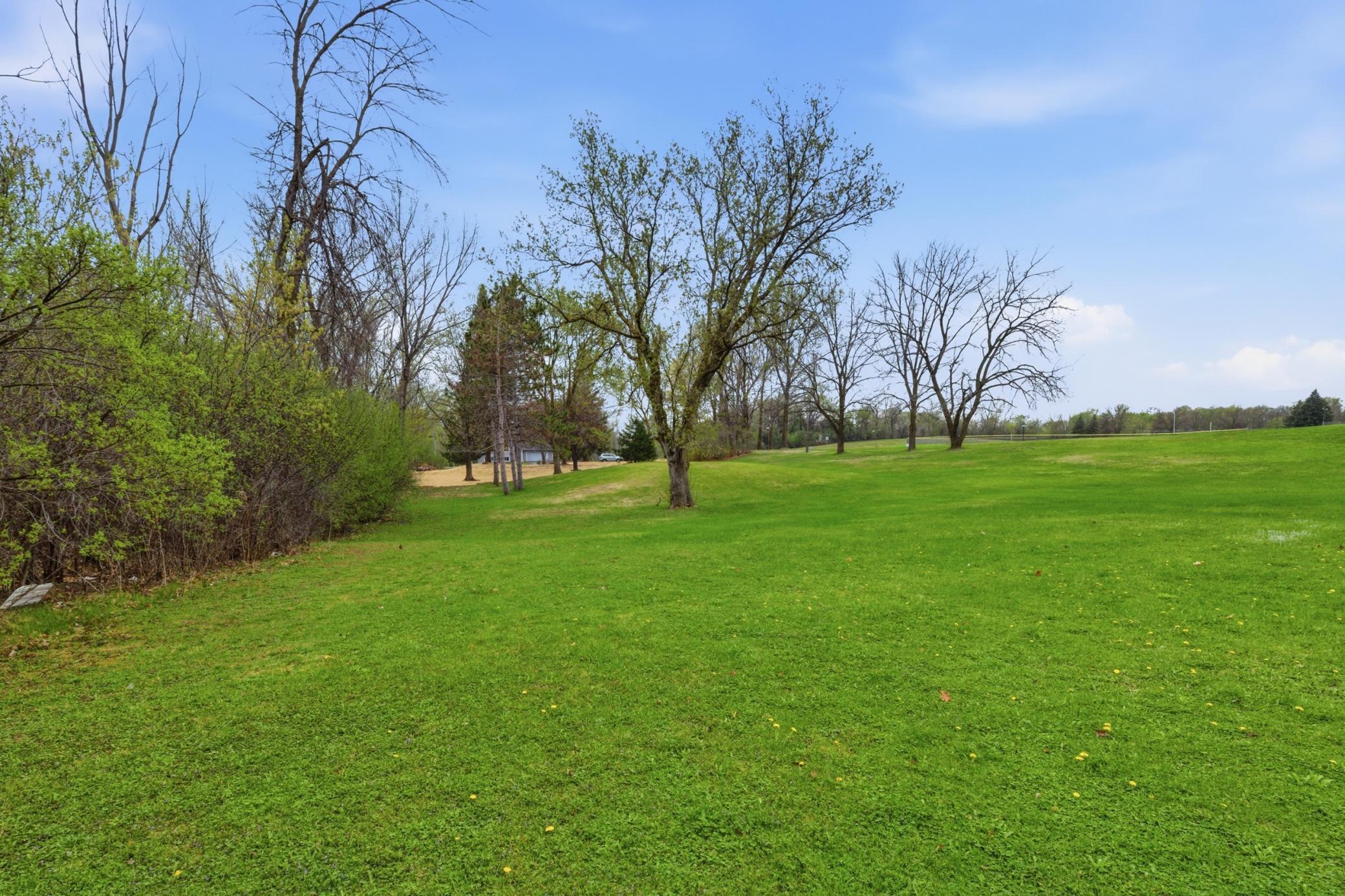 9975 194th St W, Lakeville, MN, 55044, USA, 5 Bedrooms Bedrooms, ,5 BathroomsBathrooms,Residential,Active,9975 194th St W,7059485