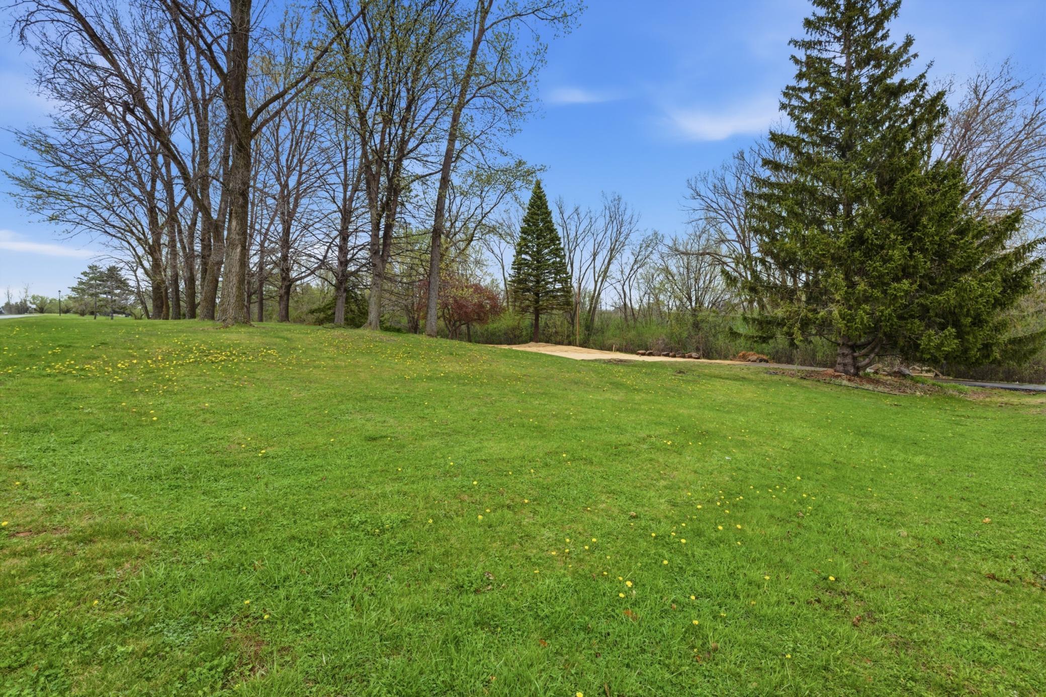 9975 194th St W, Lakeville, MN, 55044, USA, 5 Bedrooms Bedrooms, ,5 BathroomsBathrooms,Residential,Active,9975 194th St W,7059485