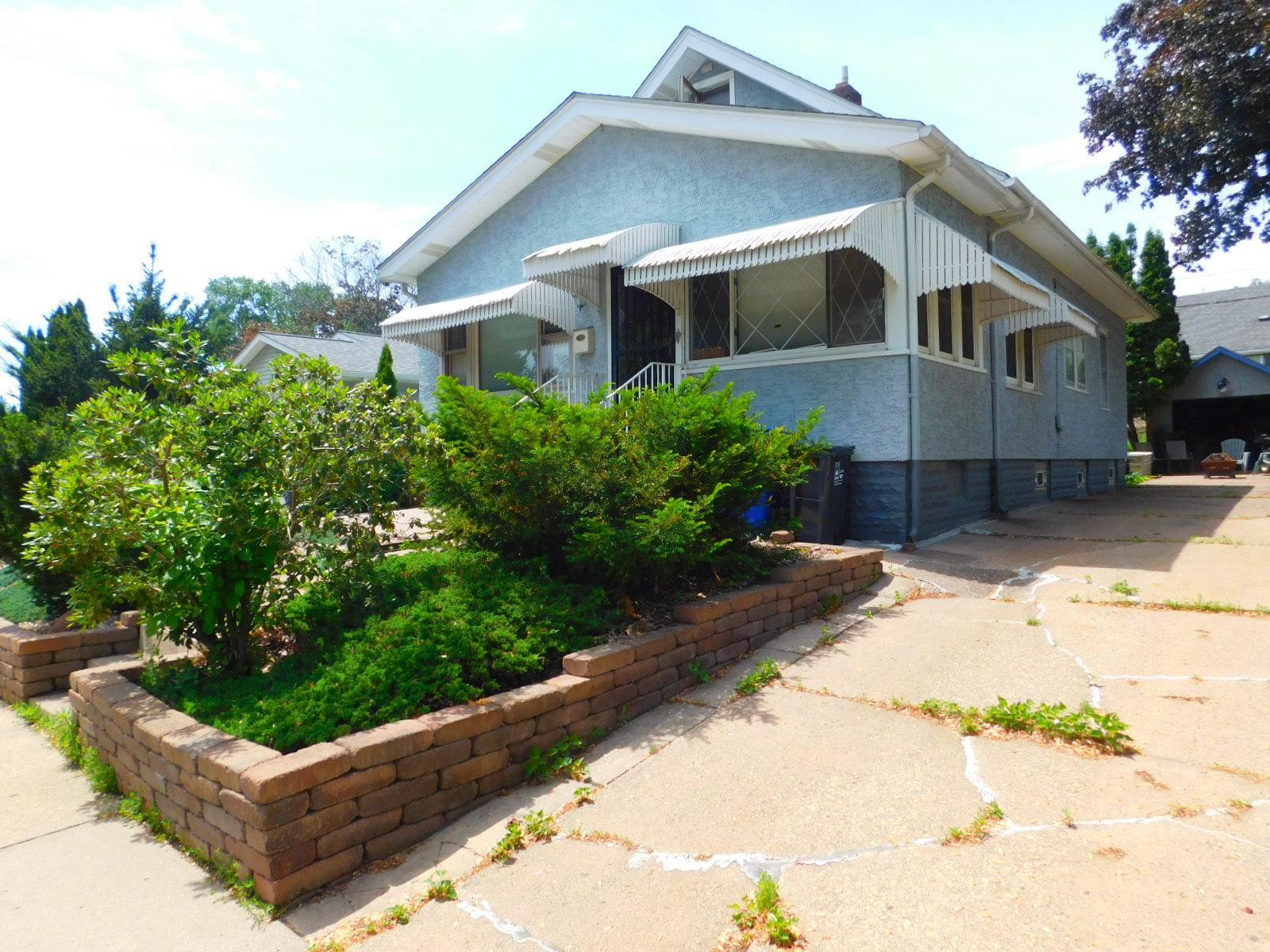 2127 Nokomis Avenue