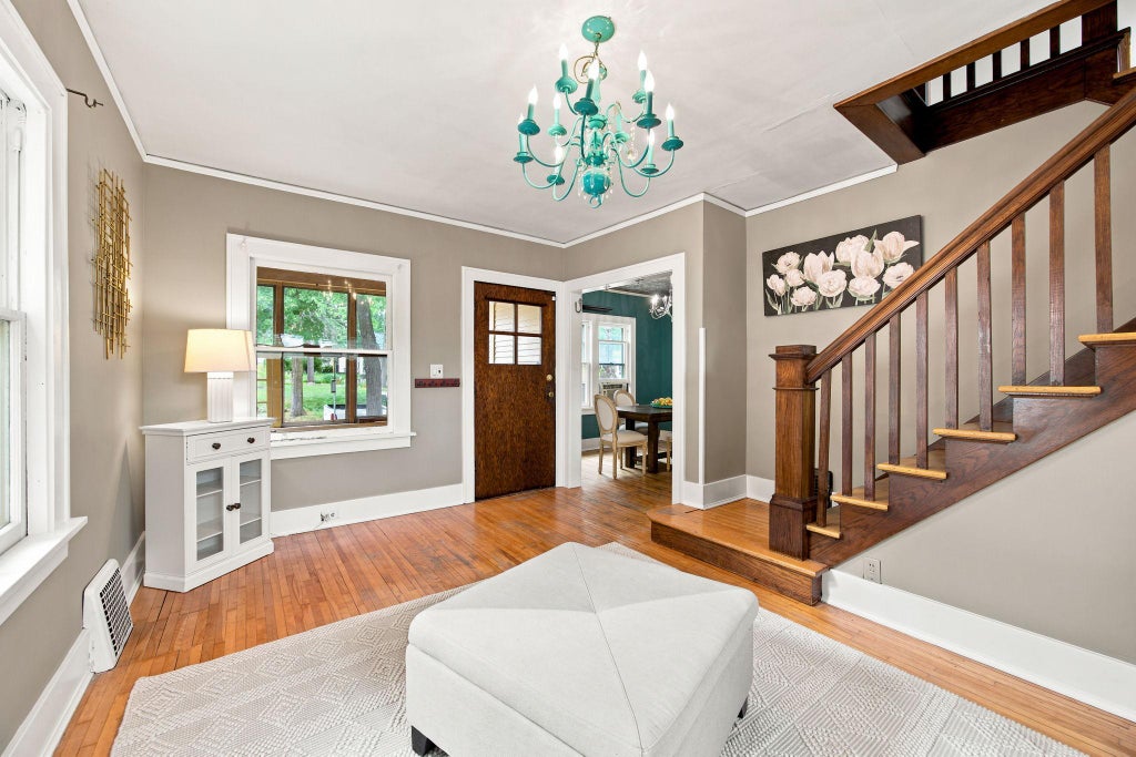 Photo of 4255 1st Avenue S, Minneapolis, MN 55409 (MLS # 7115013)