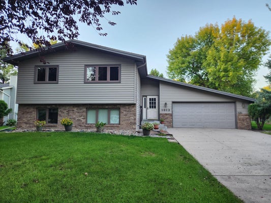 1913 26 1/2 AVE S, FARGO, ND 58103 - Image 30e8733e5d5b9737acda801c31a2ce0e/4163045111