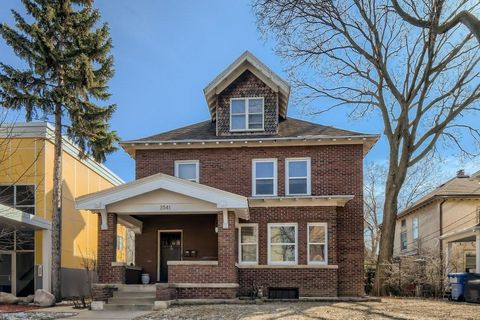 2541 3rd Avenue S Minneapolis MN 55404