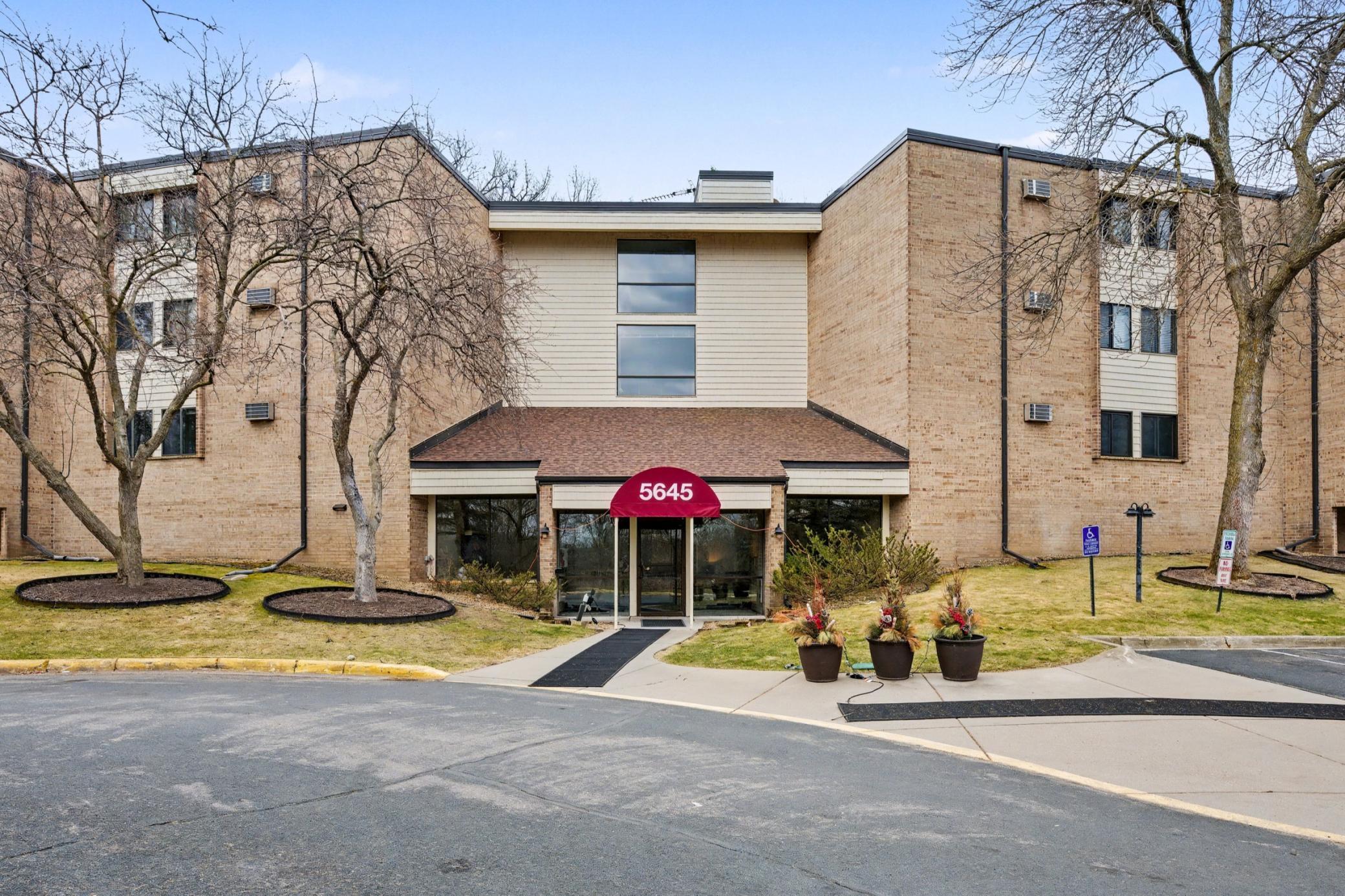 5645 Green Circle Drive 111