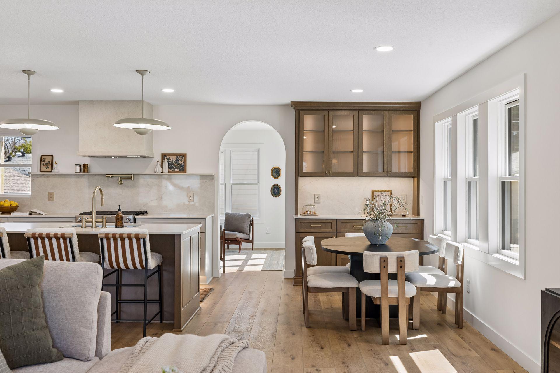 4809 Zenith Avenue S