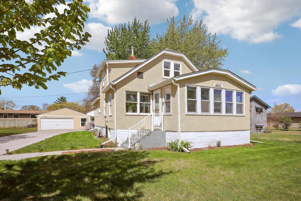 Photo of 6425 Fremont Avenue N, Brooklyn Center, MN 55430 (MLS # 7092853)