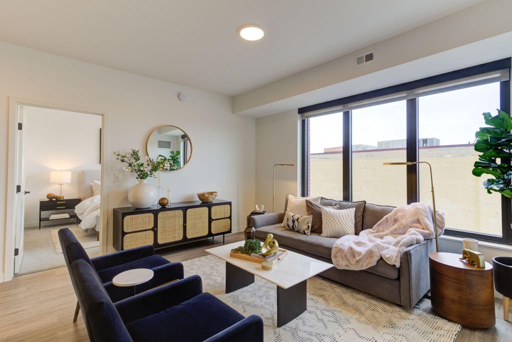 Photo of 270 Hennepin Avenue #604, Minneapolis, MN 55401 (MLS # 7163554)