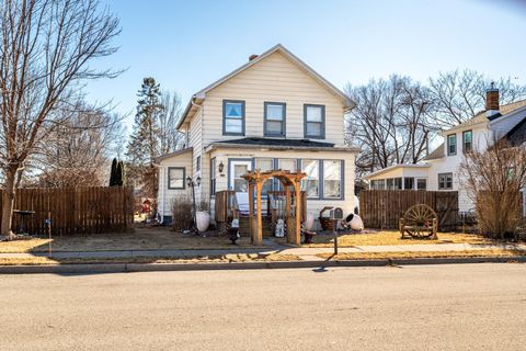 233 N 3rd Street, La Crescent, MN 55947 - MLS#: 6679683
