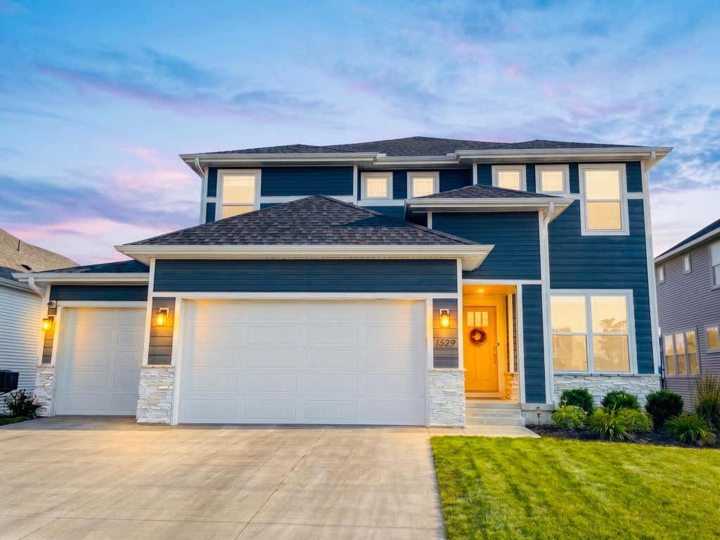 Photo of 11549 Yuma Lane N, Maple Grove, MN 55369 (MLS # 7130983)