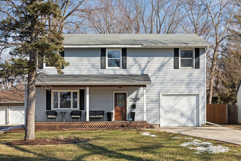Photo of 2809 Oregon Avenue S, Saint Louis Park, MN 55426 (MLS # 7019862)