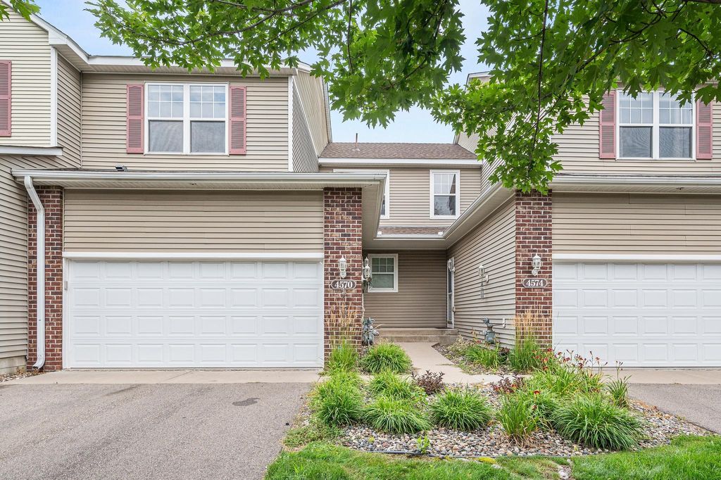 Photo of 4570 Blaylock Way #4202, Inver Grove Heights, MN 55076 (MLS # 6826649)
