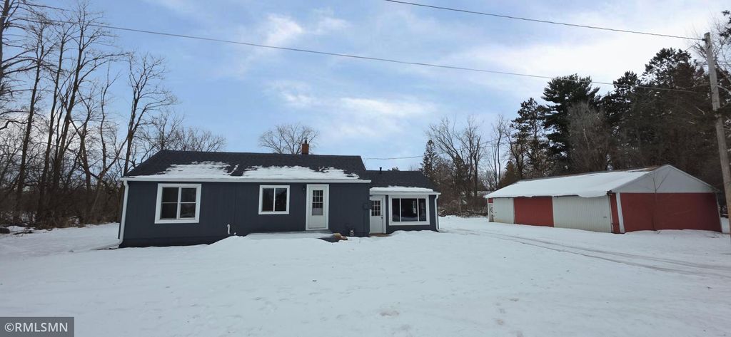Photo of 515 Central Drive E, Braham, MN 55006 (MLS # 7015107)