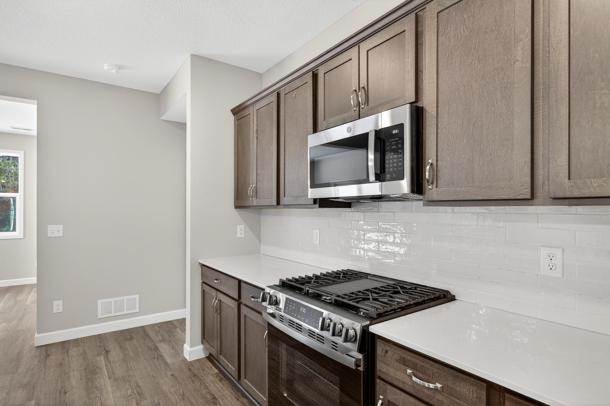 1420 Victory Lane NE