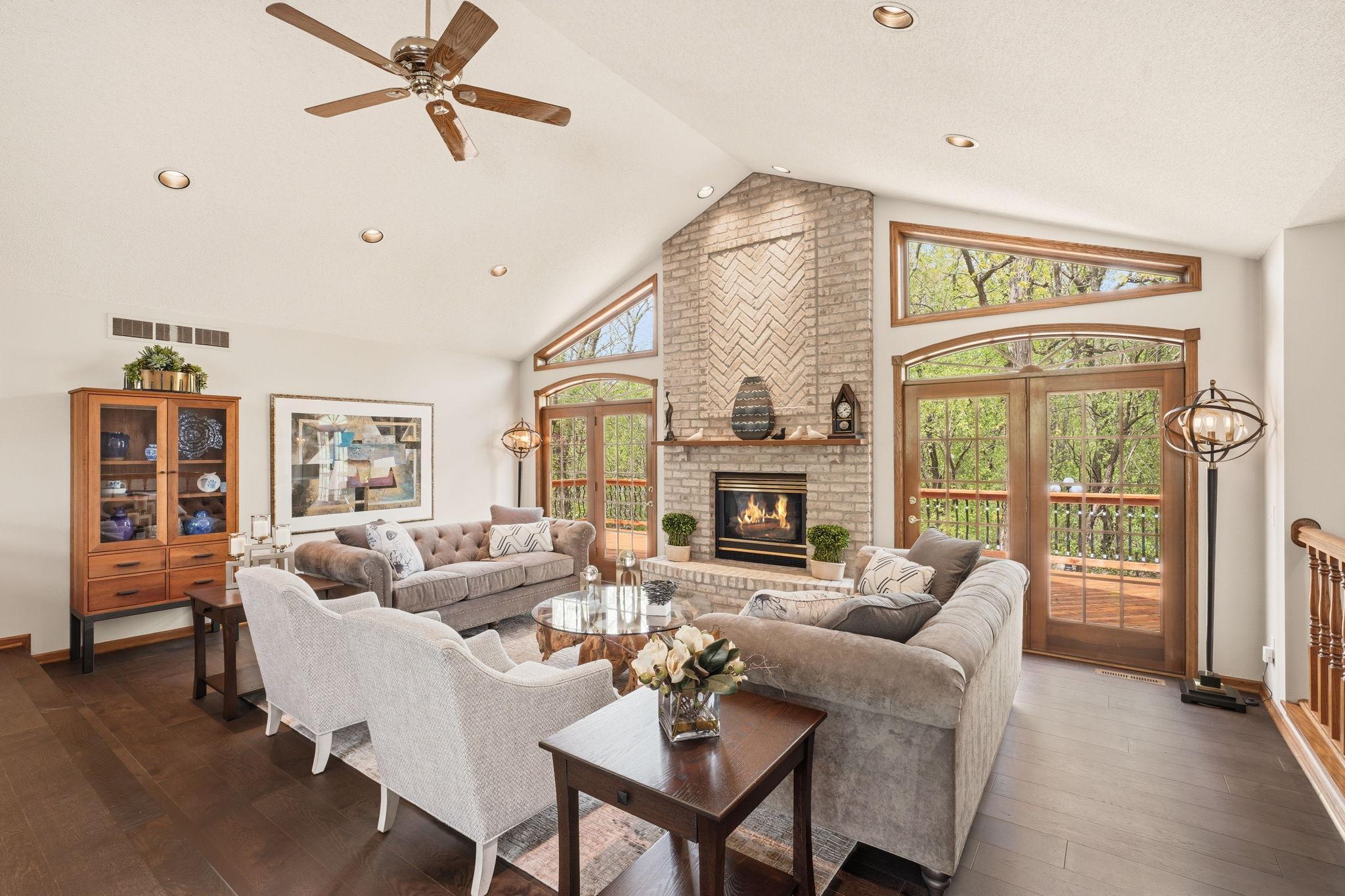 1201 93rd Street E