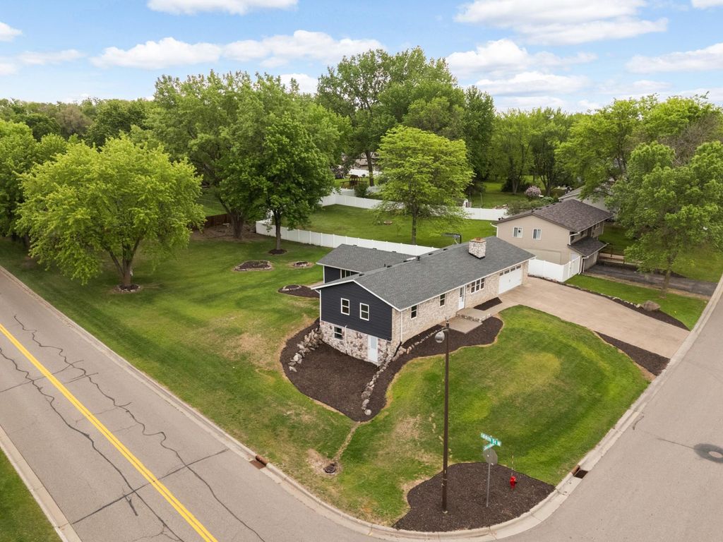 Photo of 18774 Jordan Trail, Lakeville, MN 55044 (MLS # 7075928)